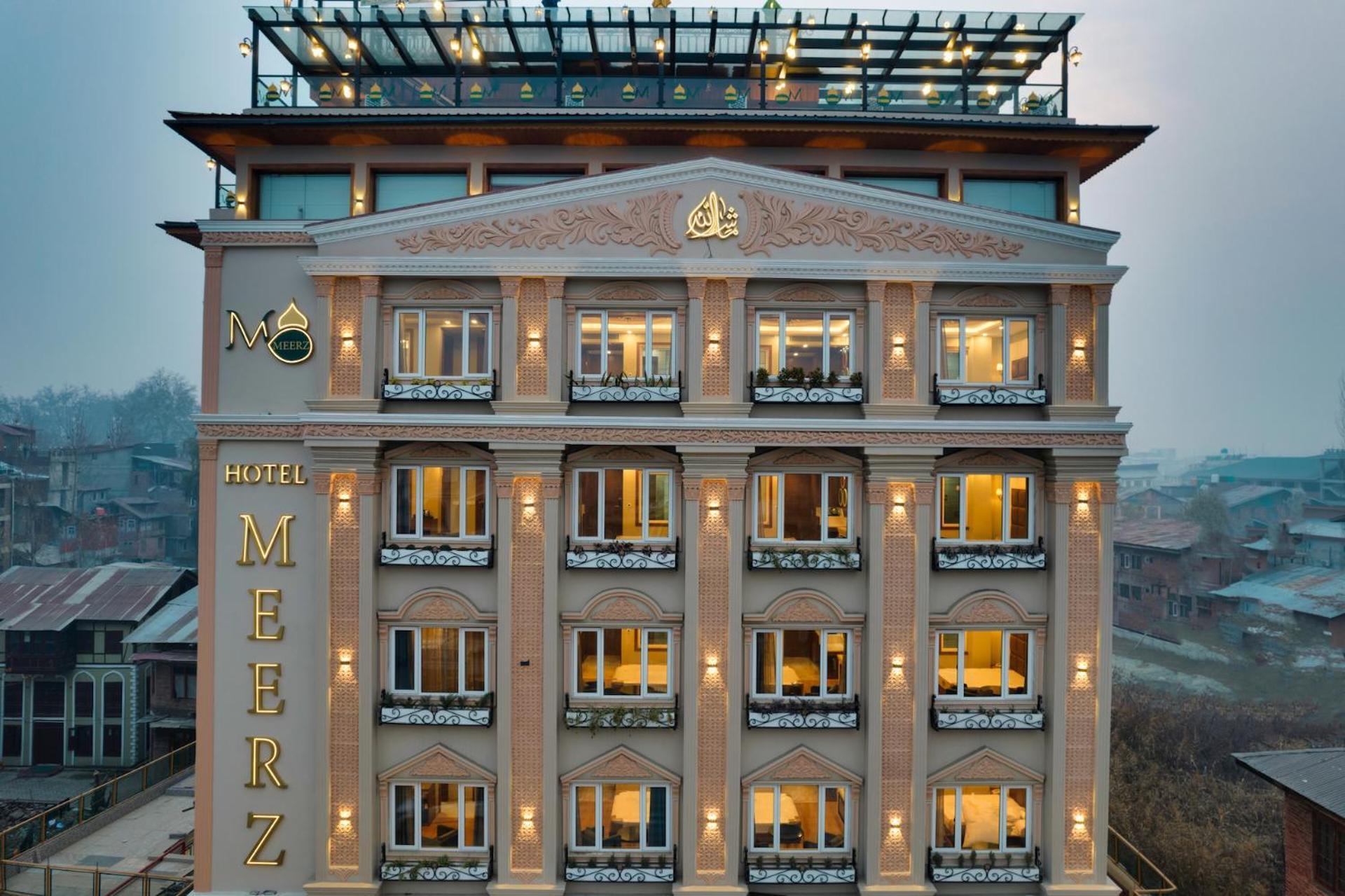 Hotel Meerz Srīnagar 외부 사진