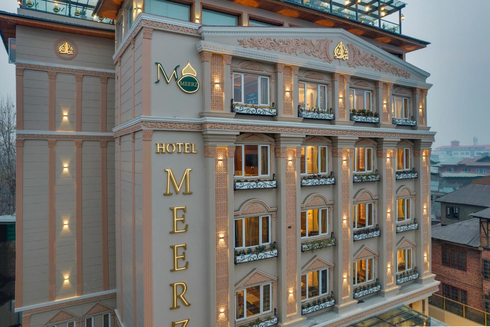 Hotel Meerz Srīnagar 외부 사진